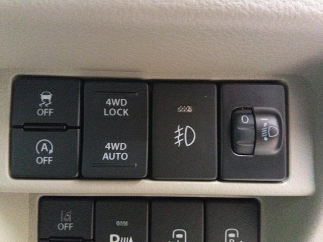 エブリイワゴン ＰＺターボスペシャル　ハイルーフ　届出済未使用車　４ＷＤ　衝突軽減ブレーキ　両側パワースライドドア　スマートキー　アイドリングストップ　シートヒーター　ミラーヒーター　純正アルミホイール　誤発進抑制装置　横滑り防止装置（20枚目）