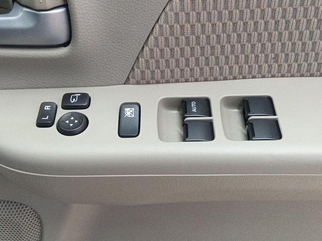 エブリイワゴン ＰＺターボスペシャル　ハイルーフ　届出済未使用車　４ＷＤ　衝突軽減ブレーキ　両側パワースライドドア　スマートキー　アイドリングストップ　シートヒーター　ミラーヒーター　純正アルミホイール　誤発進抑制装置　横滑り防止装置（24枚目）