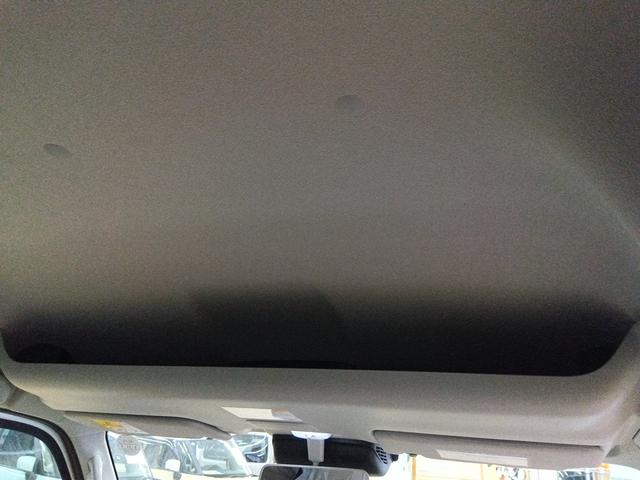 エブリイワゴン ＰＺターボスペシャル　ハイルーフ　届出済未使用車　４ＷＤ　衝突軽減ブレーキ　両側パワースライドドア　スマートキー　アイドリングストップ　シートヒーター　ミラーヒーター　純正アルミホイール　誤発進抑制装置　横滑り防止装置（31枚目）