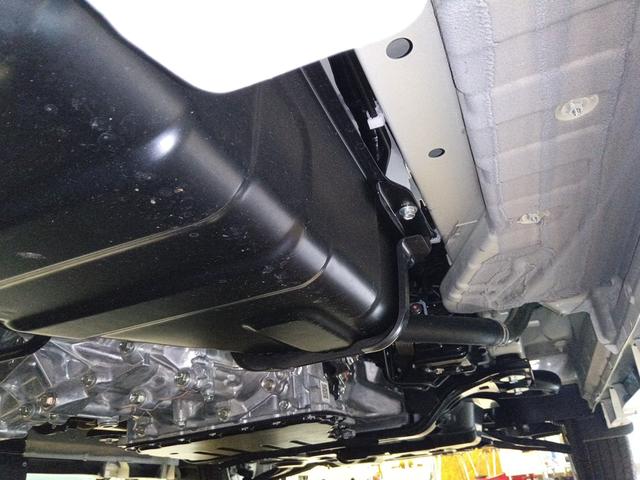 エブリイワゴン ＰＺターボスペシャル　ハイルーフ　届出済未使用車　４ＷＤ　衝突軽減ブレーキ　両側パワースライドドア　スマートキー　アイドリングストップ　シートヒーター　ミラーヒーター　純正アルミホイール　誤発進抑制装置　横滑り防止装置（37枚目）