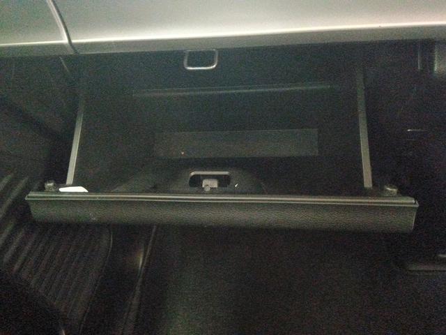 スペーシアカスタム ハイブリッドＸＳ　後期型　４ＷＤ　衝突軽減ブレーキ　Ｂｌｕｅｔｏｏｔｈ　バックカメラ　ドラレコ　社外ナビ　両側パワースライドドア　電動ミラー　車線逸脱　スマキー　禁煙　アイドルストップ　シートＨ　ＬＥＤヘッドライト（33枚目）