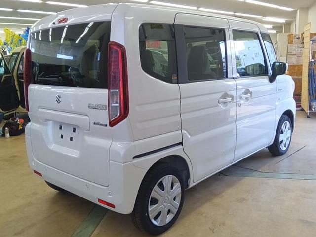 スペーシア ハイブリッドＸ　セーフティプラスパッケージ装着車　届出済未使用車　４ＷＤ　衝突軽減ブレーキ　両パワースライドドア　シートヒーター　ミラーヒーター　アイドリングストップ　誤発進抑制装置　横滑り防止装置　クルコン（3枚目）