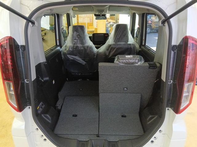 スペーシア ハイブリッドＸ　セーフティプラスパッケージ装着車　届出済未使用車　４ＷＤ　衝突軽減ブレーキ　両パワースライドドア　シートヒーター　ミラーヒーター　アイドリングストップ　誤発進抑制装置　横滑り防止装置　クルコン（11枚目）