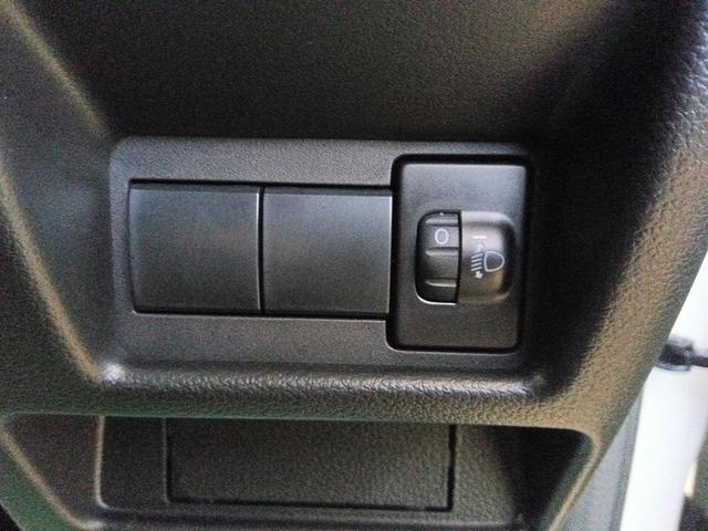 スペーシア ハイブリッドＸ　セーフティプラスパッケージ装着車　届出済未使用車　４ＷＤ　衝突軽減ブレーキ　両パワースライドドア　シートヒーター　ミラーヒーター　アイドリングストップ　誤発進抑制装置　横滑り防止装置　クルコン（25枚目）