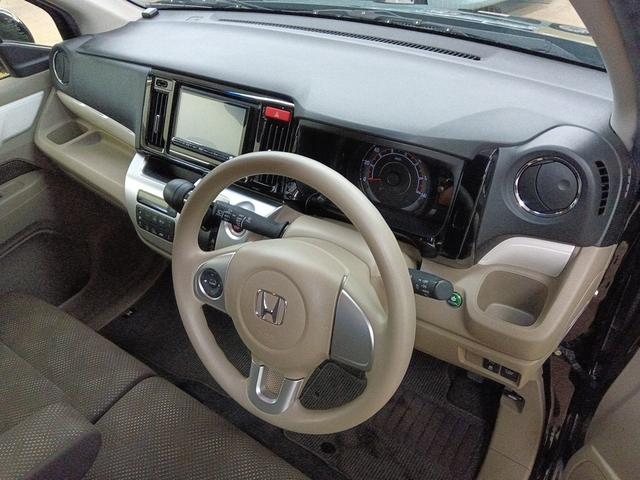 N-WGN Gコンフォートパッケージ 4WD 衝突軽減ブレーキ スマートキー 運転席助手席エアバック 前席シートヒーター ABS ベンチシート BTオーディオ メモリナビ フルセグTV アイドリングストップ オートライト リアカメラ 禁煙(14枚目)