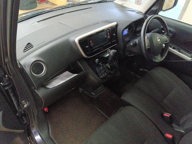 デイズルークス ハイウェイスター　Ｘ　４ＷＤ　衝突軽減ブレーキ　Ｂｌｕｅｔｏｏｔｈ音楽　全周囲モニタ　両側スライド片側電動ドア　スマ－トキー　ＥＳＣ　ナビ＆ＴＶ　　Ｂカメラ　ｉストップ　シートヒーター　ＥＴＣ　ＤＶＤ再生可能（12枚目）