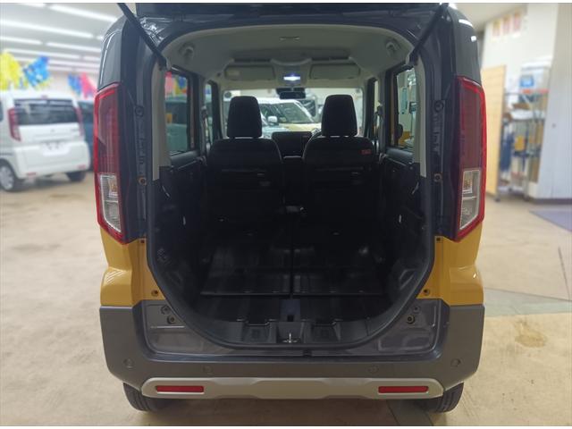 スペーシアギア ハイブリッドＸＺ　ターボ　全方位モニター付メモリーナビＴＶ　スズキコネクト　後期型　４ＷＤ　ターボ　衝突軽減ブレーキ　ＬＥＤ　オートマチックハイビーム　両側パワースライドドア　アイドリングストップ　クリアランスソナー（15枚目）