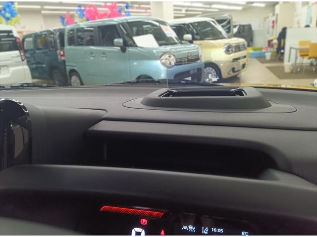 スペーシアギア ハイブリッドＸＺ　ターボ　全方位モニター付メモリーナビＴＶ　スズキコネクト　後期型　４ＷＤ　ターボ　衝突軽減ブレーキ　ＬＥＤ　オートマチックハイビーム　両側パワースライドドア　アイドリングストップ　クリアランスソナー（32枚目）