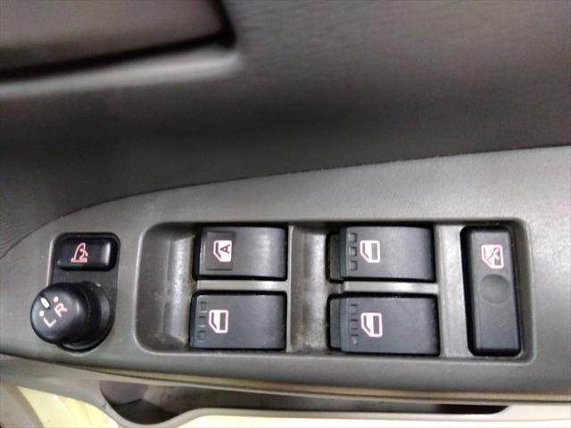 タント Ｇ　ＳＡ　４ＷＤ　ドラレコ　社外ナビ　ＴＶ　両側パワースライドドア　横滑り防止機能　ＡＢＳ　オートエアコン　盗難防止システム　電動格納ミラー　スマートキー　ＤＶＤ再生　アイドリングストップ　禁煙車　オートライト（25枚目）