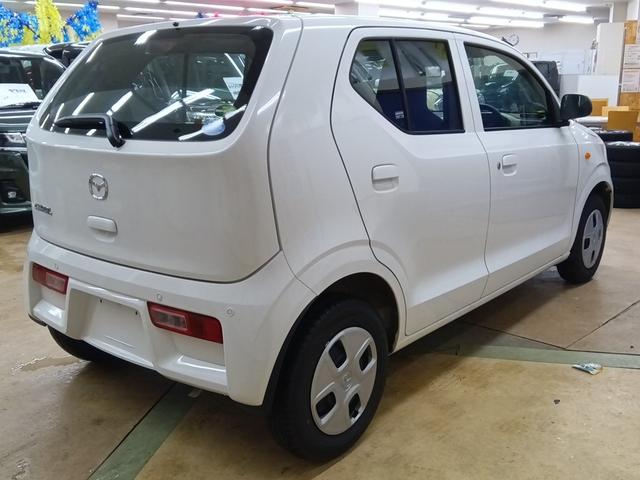 キャロル ＧＬ　４ＷＤ　衝突レーダーブレーキ　社外ナビ　左右シートヒーター　横滑防止装置　ＢＴオーディオ　ハイビームアシスト　ＡＢＳ　Ａライト　ＥＴＣ付き　車線逸脱警報システム　ソナー　キーレスエントリーキー（3枚目）