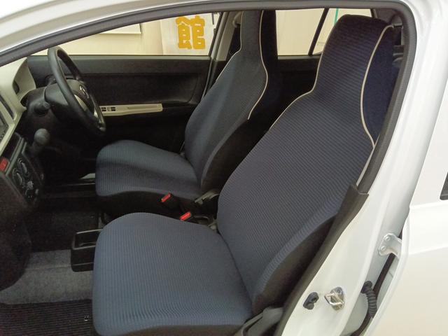 キャロル ＧＬ　４ＷＤ　衝突レーダーブレーキ　社外ナビ　左右シートヒーター　横滑防止装置　ＢＴオーディオ　ハイビームアシスト　ＡＢＳ　Ａライト　ＥＴＣ付き　車線逸脱警報システム　ソナー　キーレスエントリーキー（9枚目）