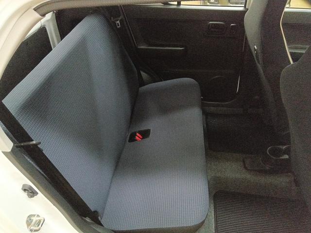 キャロル ＧＬ　４ＷＤ　衝突レーダーブレーキ　社外ナビ　左右シートヒーター　横滑防止装置　ＢＴオーディオ　ハイビームアシスト　ＡＢＳ　Ａライト　ＥＴＣ付き　車線逸脱警報システム　ソナー　キーレスエントリーキー（13枚目）