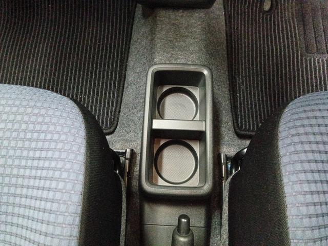 キャロル ＧＬ　４ＷＤ　衝突レーダーブレーキ　社外ナビ　左右シートヒーター　横滑防止装置　ＢＴオーディオ　ハイビームアシスト　ＡＢＳ　Ａライト　ＥＴＣ付き　車線逸脱警報システム　ソナー　キーレスエントリーキー（27枚目）