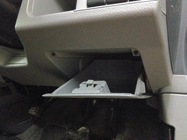 ＡＺワゴン ＸＳスペシャル　４ＷＤ　シート・ドアミラーヒーター　純正アルミホイール　スマートキー　プッシュスタート　ＡＢＳ　Ｗエアバック　パワステ　パワーウィンドウ　盗難警報装置（32枚目）