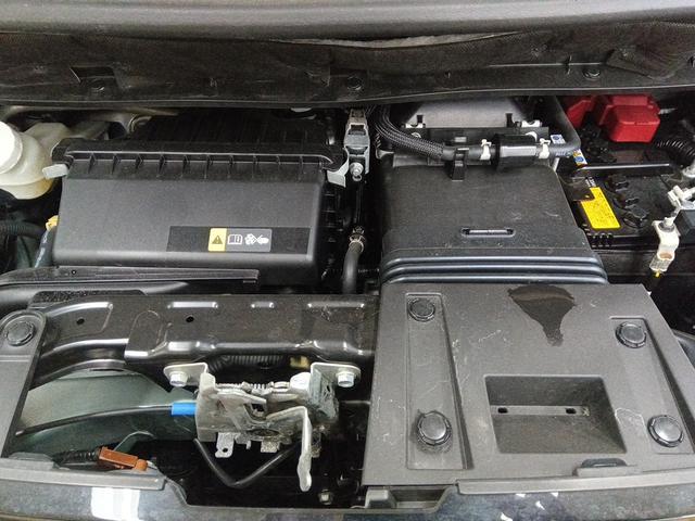 デリカミニ Ｔ　プレミアム　ターボ　衝突軽減ブレーキ　両側パワースライドドア　シートヒーター　禁煙車　スマートキー　純正アルミホイール　ＬＥＤヘッドライト　４ＷＤ（11枚目）