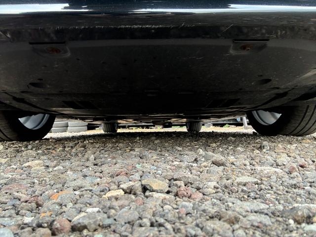 プリウス Ａツーリングセレクション　４ＷＤ　ドライブレコーダー　ＥＴＣ　クリアランスソナー　レーンアシスト　オートクルーズコントロール　パークアシスト　衝突被害軽減システム　バックカメラ　ＴＶ　アルミホイール　オートマチックハイビーム（23枚目）
