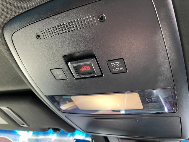 クラウンハイブリッド Ｓ　Ｃパッケージ　Ｆｏｕｒ　４ＷＤ　ドライブレコーダー　クリアランスソナー　レーンアシスト　オートクルーズコントロール　パークアシスト　衝突被害軽減システム　バックカメラ　ナビ　ＴＶ　アルミホイール　オートマチックハイビーム（35枚目）