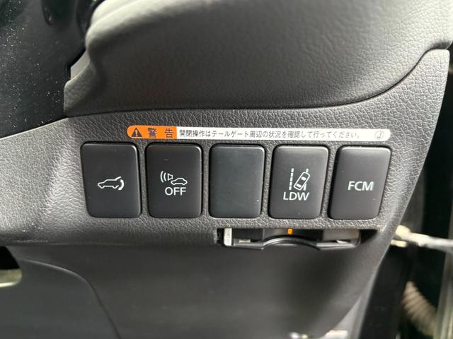 アウトランダーＰＨＥＶ Ｇナビパッケージ　４ＷＤ　ＥＴＣ　バックカメラ　オートクルーズコントロール　レーンアシスト　衝突被害軽減システム　ナビ　ＴＶ　オートライト　ＨＩＤ　電動リアゲート　アルミホイール　スマートキー　アイドリングストップ（7枚目）