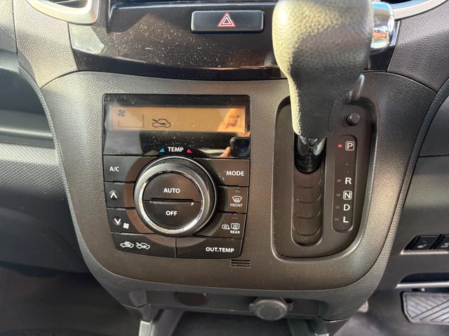 ソリオ X 4WD バックカメラ TV 両側スライド・片側電動 アルミホイール スマートキー 電動格納ミラー シートヒーター CVT 盗難防止システム 衝突安全ボディ ABS エアコン パワーステアリング(6枚目)