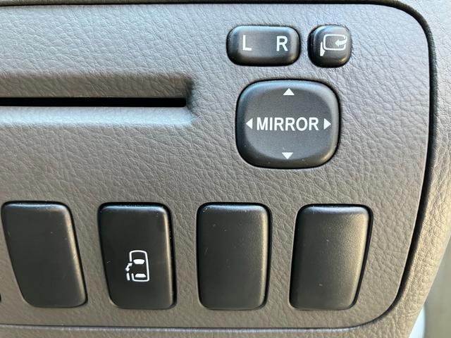 アルファードＧ ＡＸ　Ｌエディション　４ＷＤ　後期型　本州車　夏冬純正アルミ　社外ナビ　ＴＶ　Ｂカメラ、Ｂｌｕｅｔｏｏｔｈ　ＥＴＣ　ＨＩＤ　フォグ　パワースライド　前後障害物センサー　禁煙車　タイミングチェーン（52枚目）