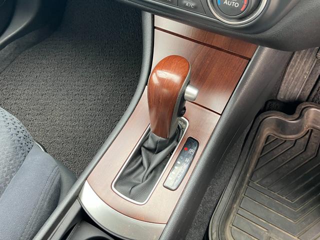 NISSAN BLUEBIRD SYLPHY 15M FOUR