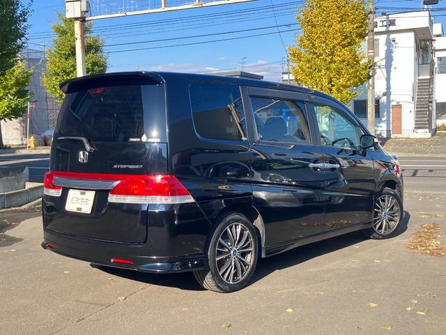 ステップワゴン G HDDナビスタイルエディション 4WD 夏社外17AW装着 スタッドレスアルミ積込 両側パワースライド HDDナビ TV Bカメラ Rダウンモニター エンスタ ETC HID ドラレコ ウッドコンビハン 禁煙車 タイミングチェーン(4枚目)