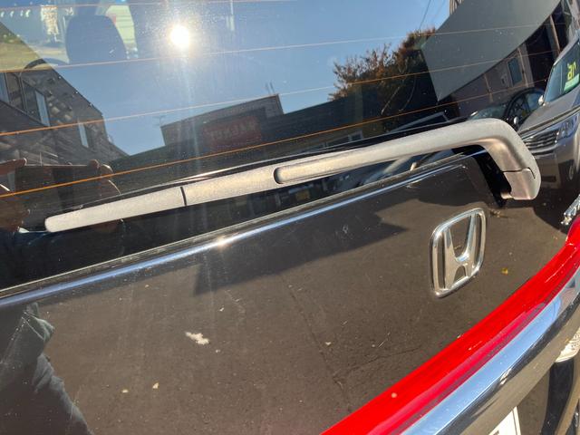 ステップワゴン G HDDナビスタイルエディション 4WD 夏社外17AW装着 スタッドレスアルミ積込 両側パワースライド HDDナビ TV Bカメラ Rダウンモニター エンスタ ETC HID ドラレコ ウッドコンビハン 禁煙車 タイミングチェーン(18枚目)