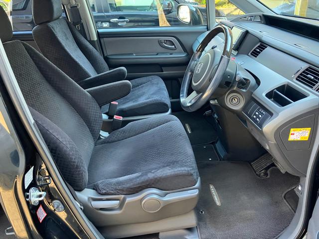 ステップワゴン G HDDナビスタイルエディション 4WD 夏社外17AW装着 スタッドレスアルミ積込 両側パワースライド HDDナビ TV Bカメラ Rダウンモニター エンスタ ETC HID ドラレコ ウッドコンビハン 禁煙車 タイミングチェーン(36枚目)