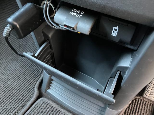 ステップワゴン G HDDナビスタイルエディション 4WD 夏社外17AW装着 スタッドレスアルミ積込 両側パワースライド HDDナビ TV Bカメラ Rダウンモニター エンスタ ETC HID ドラレコ ウッドコンビハン 禁煙車 タイミングチェーン(63枚目)