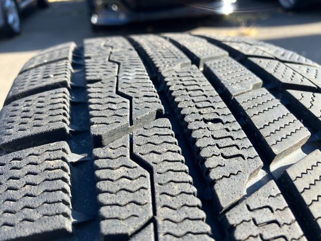 デュアリス ２０Ｇ　ＦＯＵＲ　４ＷＤ　ワンオーナー　夏純正ＡＷ　スタッドレス社外ＡＷ　夏冬ブレード　ＭＴモード　横滑防止　ＥＴＣ　ＨＩＤ　インテリキー　純正ナビ　ＴＶ　Ｂカメラ　Ｂｌｕｅｔｏｏｔｈ　ＤＶＤ視聴　ガラスルーフ　禁煙車（24枚目）