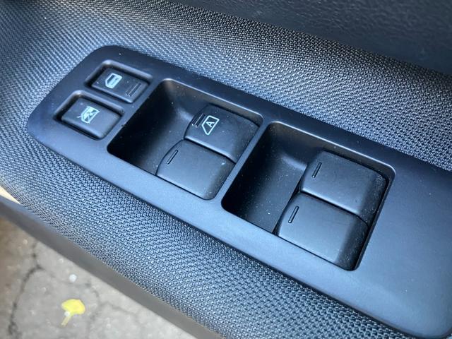 デュアリス ２０Ｇ　ＦＯＵＲ　４ＷＤ　ワンオーナー　夏純正ＡＷ　スタッドレス社外ＡＷ　夏冬ブレード　ＭＴモード　横滑防止　ＥＴＣ　ＨＩＤ　インテリキー　純正ナビ　ＴＶ　Ｂカメラ　Ｂｌｕｅｔｏｏｔｈ　ＤＶＤ視聴　ガラスルーフ　禁煙車（44枚目）