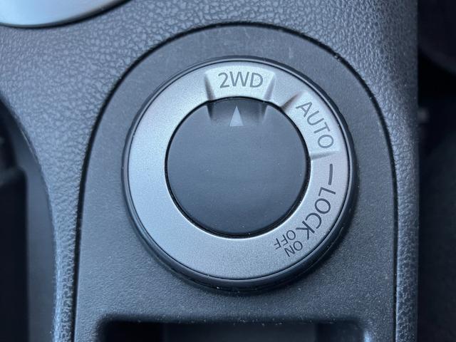 デュアリス ２０Ｇ　ＦＯＵＲ　４ＷＤ　ワンオーナー　夏純正ＡＷ　スタッドレス社外ＡＷ　夏冬ブレード　ＭＴモード　横滑防止　ＥＴＣ　ＨＩＤ　インテリキー　純正ナビ　ＴＶ　Ｂカメラ　Ｂｌｕｅｔｏｏｔｈ　ＤＶＤ視聴　ガラスルーフ　禁煙車（45枚目）