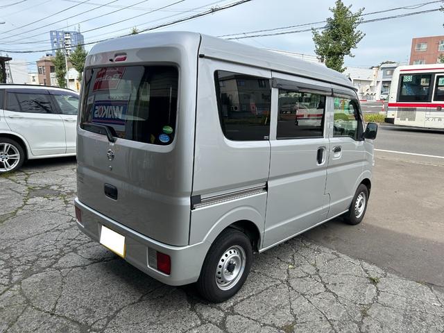 日産 ＮＶ１００クリッパーバン