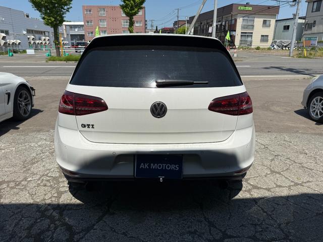 ゴルフＧＴＩ ベースグレード　ＡＣＣ　ＥＴＣ　ＤＴＶ　Ｂｌｕｅｔｏｏｔｈ　エンケイＲＳ０５ＲＲ（3枚目）