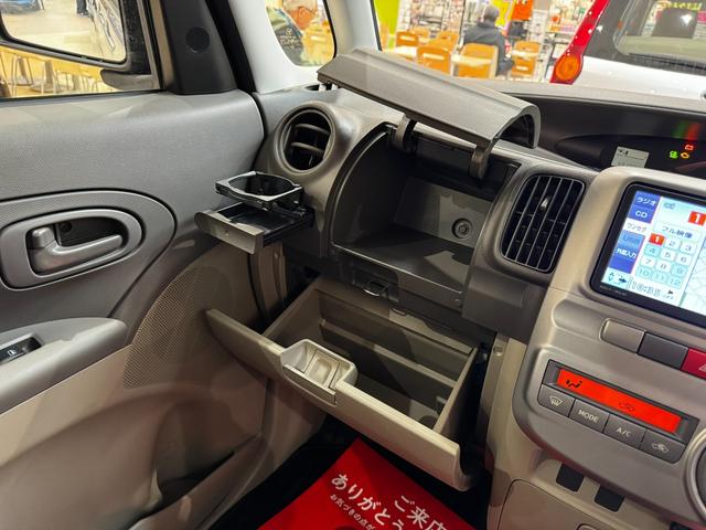 タント X 4WD 助手席ピラーレスパワースライドドア スマートキー オートエアコン メモリーナビ 地デジTV ETC バックカメラ ベンチシート オーオエアコン ライトレベライザー アイドリングストップ(17枚目)