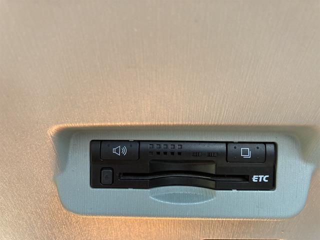 プリウスアルファ Ｇ　ＥＴＣ　オートライト　ヘッドライトウォッシャー　スマートキー　ＣＶＴ（9枚目）