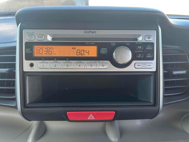 Ｎ－ＢＯＸ 　両側スライド・片側電動　スマートキー　アイドリングストップ　電動格納ミラー　ベンチシート　ＣＶＴ　盗難防止システム　ＡＢＳ　ＥＳＣ　ＣＤ　ミュージックプレイヤー接続可　アルミホイール　エアコン（5枚目）