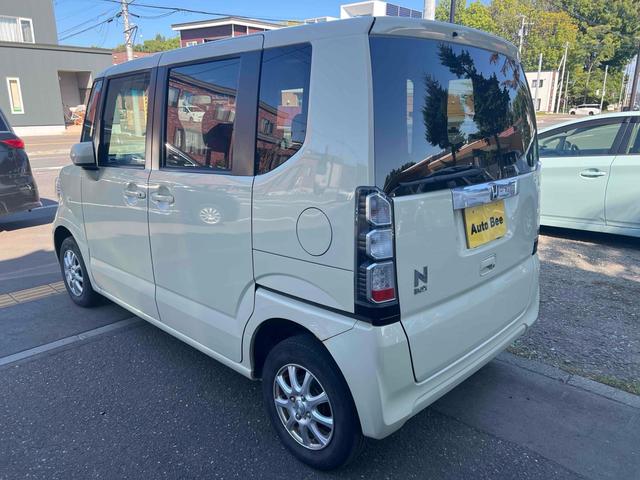 Ｎ－ＢＯＸ 　両側スライド・片側電動　スマートキー　アイドリングストップ　電動格納ミラー　ベンチシート　ＣＶＴ　盗難防止システム　ＡＢＳ　ＥＳＣ　ＣＤ　ミュージックプレイヤー接続可　アルミホイール　エアコン（17枚目）