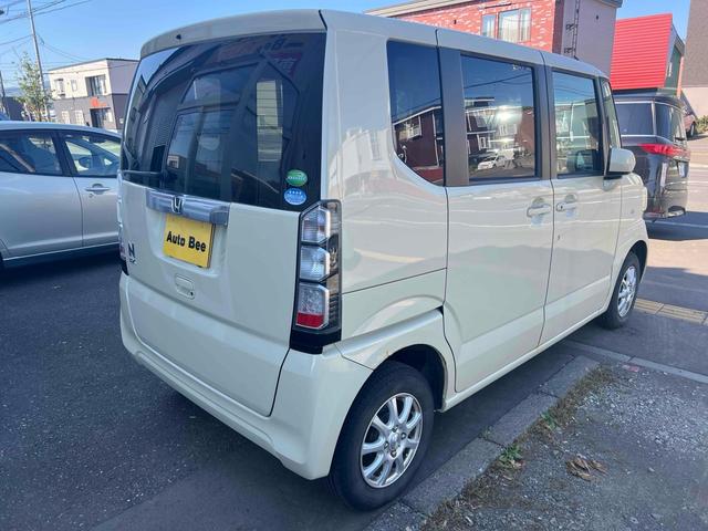 Ｎ－ＢＯＸ 　両側スライド・片側電動　スマートキー　アイドリングストップ　電動格納ミラー　ベンチシート　ＣＶＴ　盗難防止システム　ＡＢＳ　ＥＳＣ　ＣＤ　ミュージックプレイヤー接続可　アルミホイール　エアコン（18枚目）