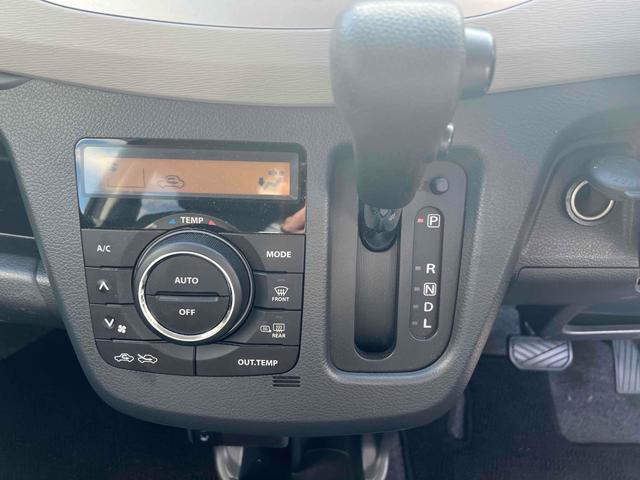 ワゴンＲ ＦＸ　４ＷＤ　キーレスエントリー　アイドリングストップ　電動格納ミラー　ＣＶＴ　盗難防止システム　ＡＢＳ　ＣＤ　ミュージックプレイヤー接続可　アルミホイール　衝突安全ボディ　エアコン　パワーステアリング（3枚目）