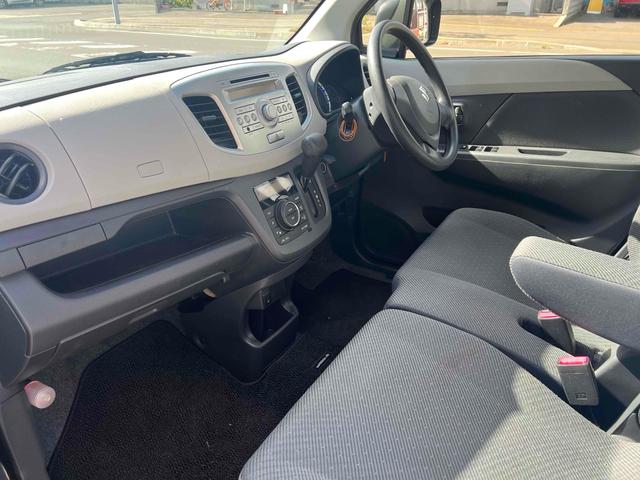 ワゴンＲ ＦＸ　４ＷＤ　キーレスエントリー　アイドリングストップ　電動格納ミラー　ＣＶＴ　盗難防止システム　ＡＢＳ　ＣＤ　ミュージックプレイヤー接続可　アルミホイール　衝突安全ボディ　エアコン　パワーステアリング（8枚目）