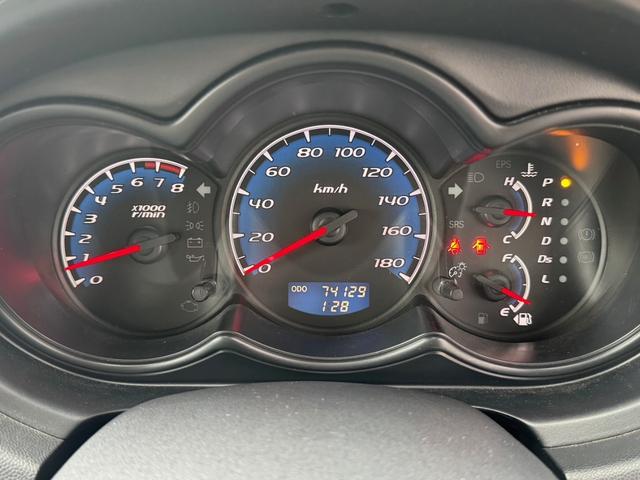 クールベリー　１年保証　車検令和７年４月２７日　走行７５０００ｋｍ　ワンオーナー(11枚目)