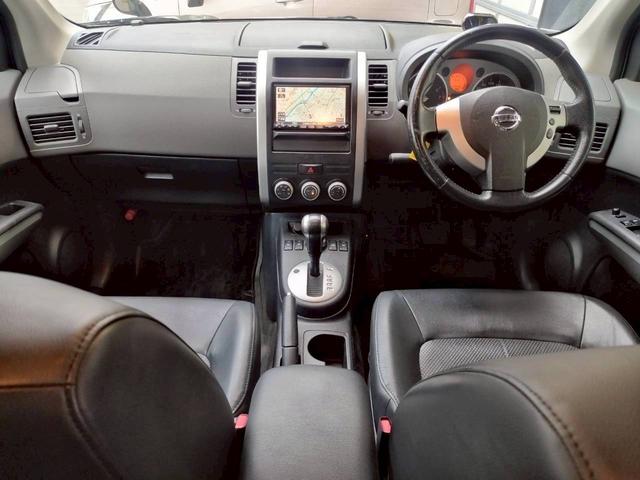 エクストレイル 20X クルーズコントロール シートヒーター バックカメラ 地デジ対応純正ナビ ダウンヒルアシストコントール(9枚目)