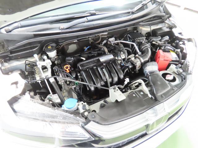 フィット 13G・Lホンダセンシング 純正ナビ エンスタ TVフル リアカメラ ETC 4WD オートクルーズコントロール DVD再生 アイドリングストップ USB入力端子 衝突防止システム LEDヘッドランプ 横滑り防止装置 エアバッグ(10枚目)