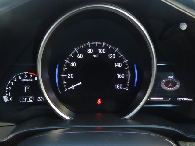 フィット 13G・Lホンダセンシング 純正ナビ エンスタ TVフル リアカメラ ETC 4WD オートクルーズコントロール DVD再生 アイドリングストップ USB入力端子 衝突防止システム LEDヘッドランプ 横滑り防止装置 エアバッグ(13枚目)