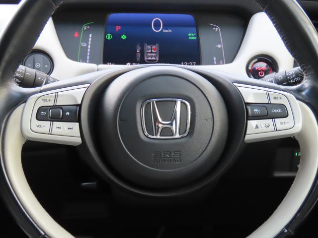フィット ｅ：ＨＥＶホーム　車検整備付　純正９インチナビ　ナビ連動前後ドラレコ　ＴＶフル　リアカメラ　ＥＴＣ（12枚目）