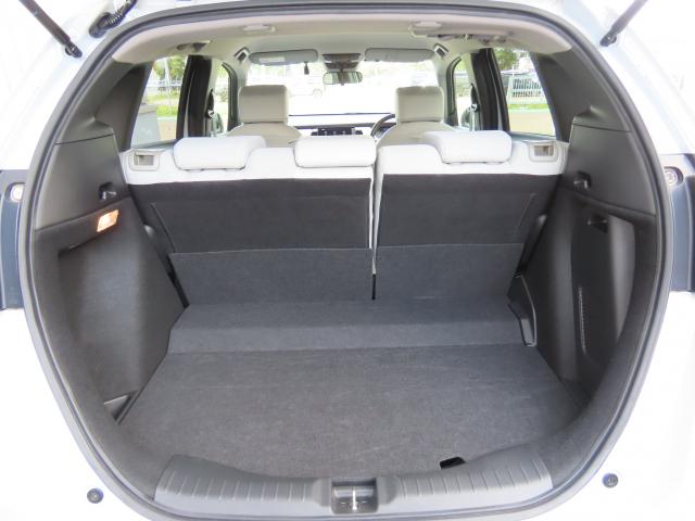 フィット ｅ：ＨＥＶホーム　車検整備付　純正９インチナビ　ナビ連動前後ドラレコ　ＴＶフル　リアカメラ　ＥＴＣ（21枚目）