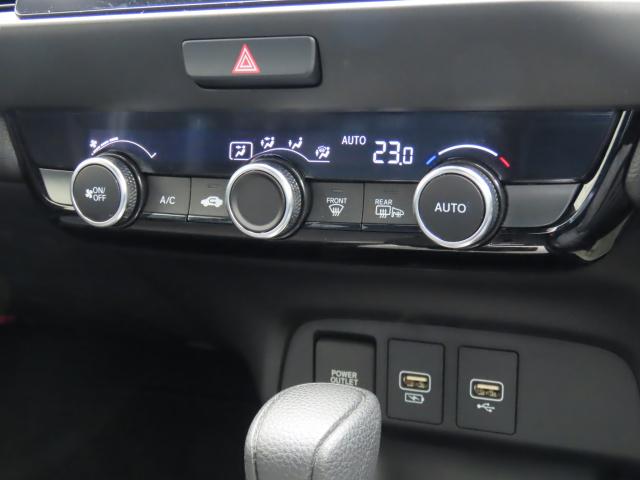 フィット クロスター　当社試乗車　純正コネクトディスプレイナビ　夏冬タイヤ付　ＴＶフル　リアカメラ　ＥＴＣ（14枚目）
