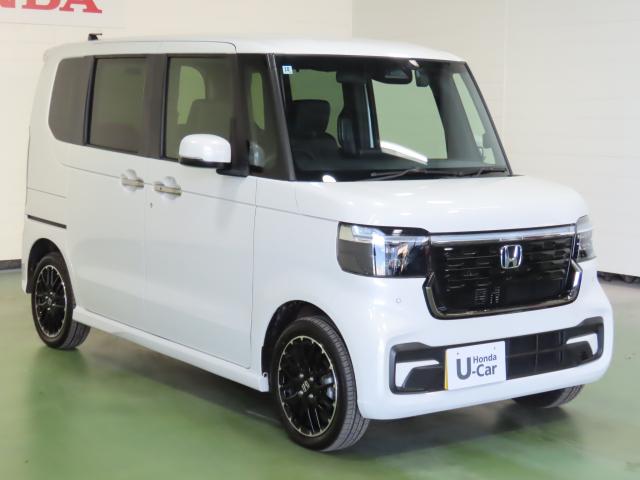 Ｎ－ＢＯＸカスタム ターボコーディネートスタイル　当社試乗車　純正８インチナビ　夏冬タイヤ付　前後ドラレコ　ＴＶフル　リアカメラ　ＥＴＣ　４ＷＤ　両側電動スライドドア　アルミホイール　シートヒーター　オートクルーズコントロール　衝突防止システム（6枚目）