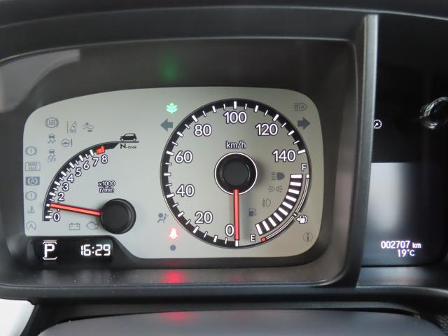 Ｎ－ＯＮＥ オリジナル　当社試乗車　純正８インチナビ　夏冬タイヤ付　ドラレコ　ＴＶフル　リアカメラ　ＥＴＣ　４ＷＤ　シートヒーター　オートクルーズコントロール　アイドリングストップ　ＵＳＢ入力端子　衝突防止システム　エアコン（13枚目）